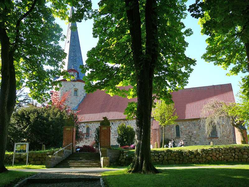 Feldsteinkirche