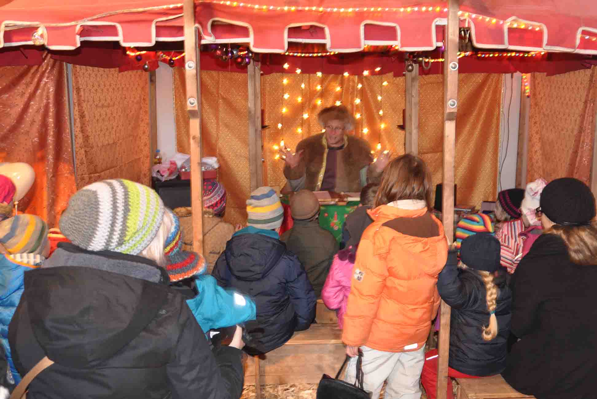 Weihnachtsmarkt Gut Pronstorf Kinderscheune